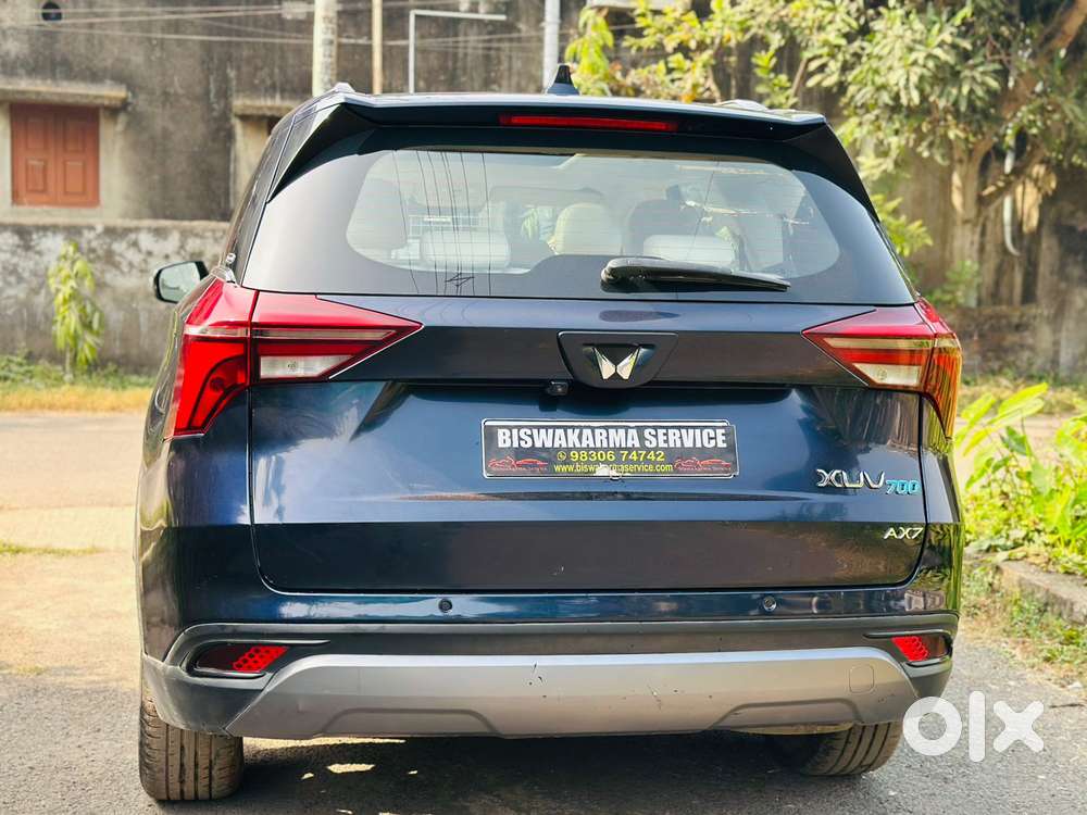 Mahindra Xuv700 2.0 Ax 7 Petrol Mt Str, 2022, Petrol