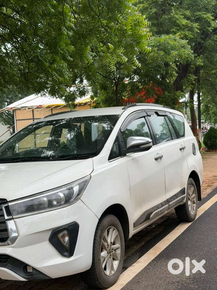 2017 Toyota Innova Crysta