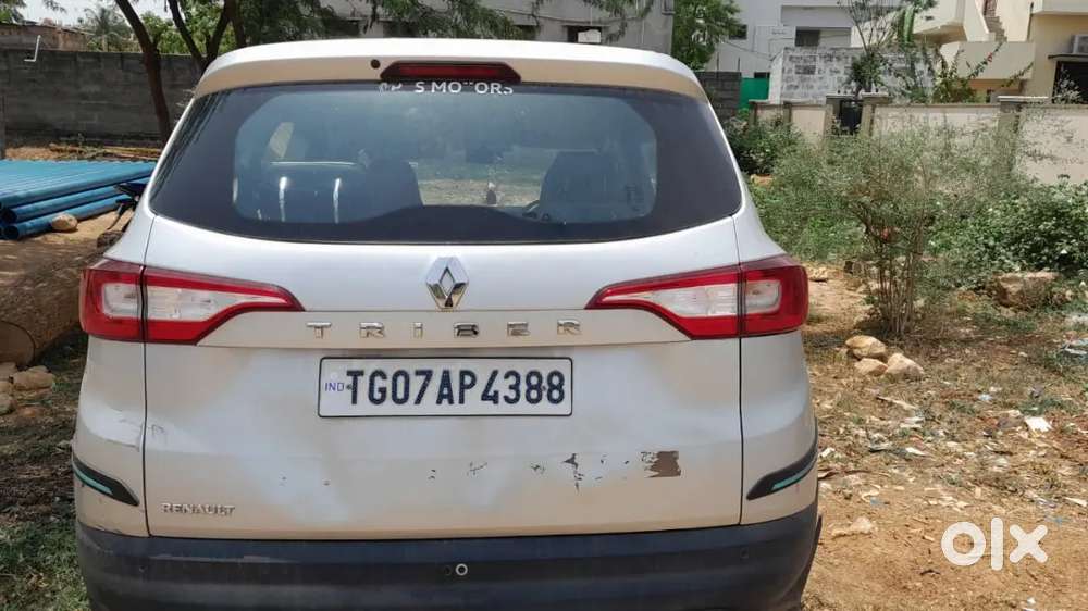 Renault Triber 2023 Petrol Well Maintained