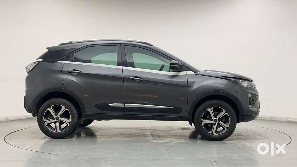 Tata Nexon 1.2 Revotron Xz Plus, 2022, Petrol