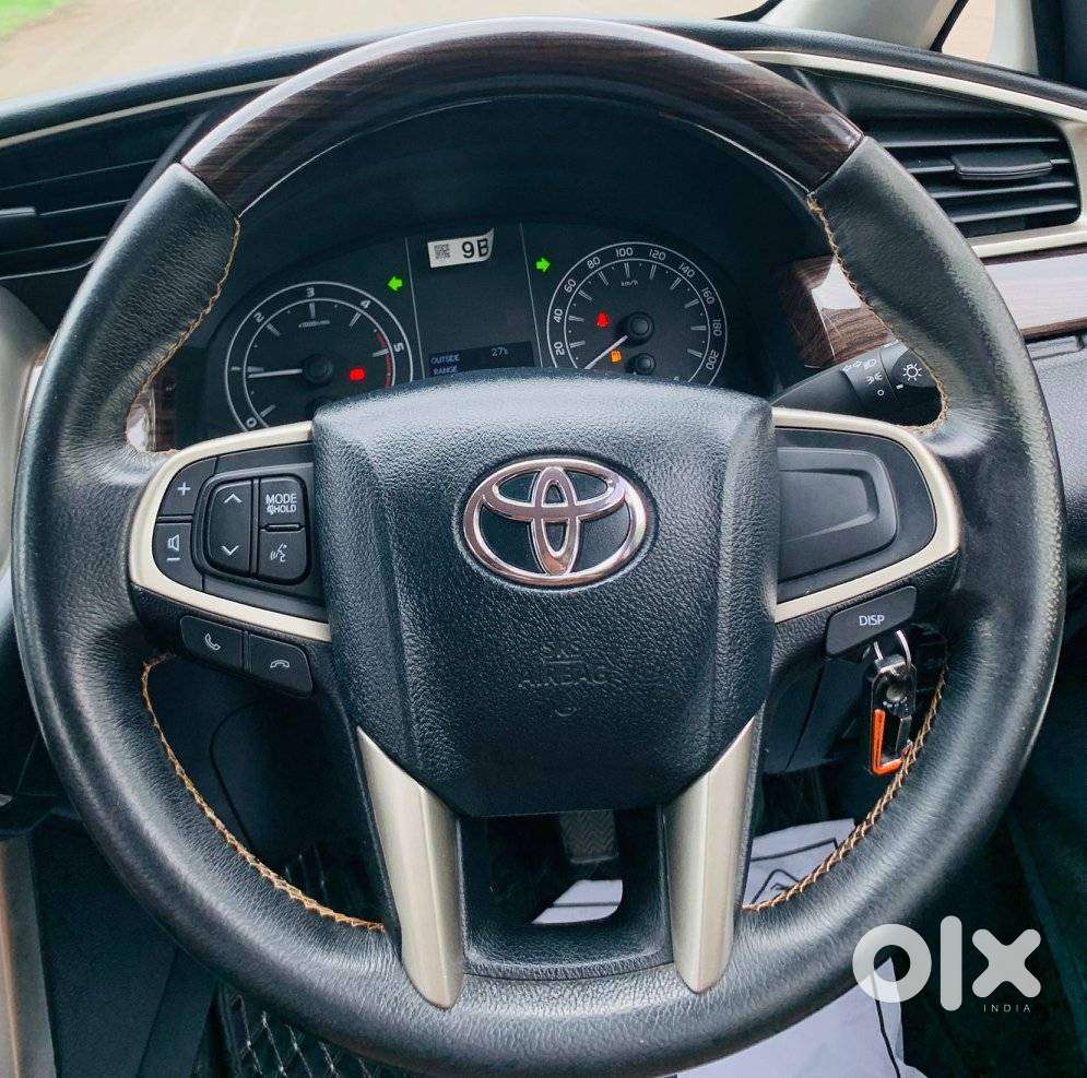 Toyota Innova Crysta 2.4 G Mt 8s, 2022, Diesel