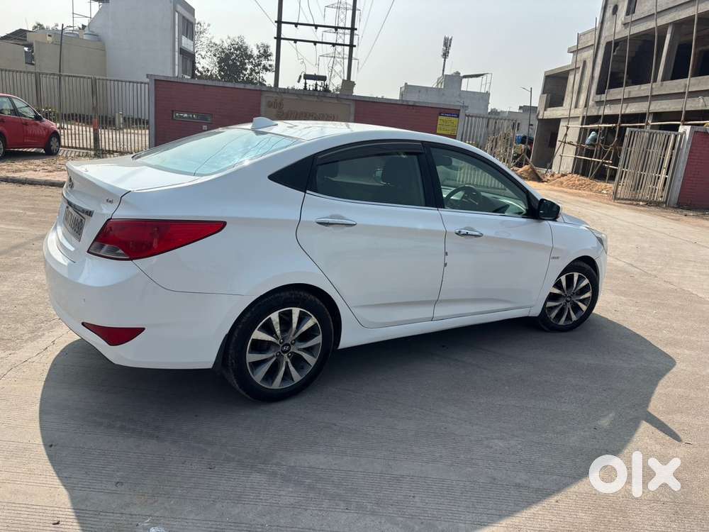 Hyundai Fluidic Verna 2015 Diesel Well Maintained