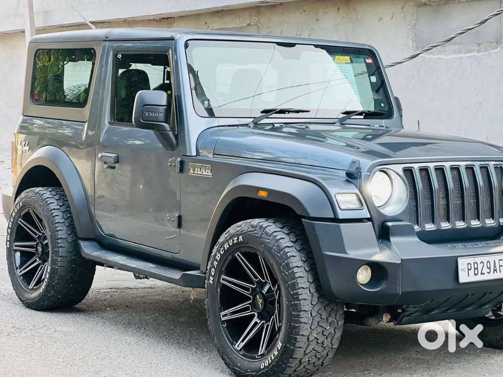 Mahindra Thar Lx Convertible Top Diesel Mt 4wd, 2023, Diesel
