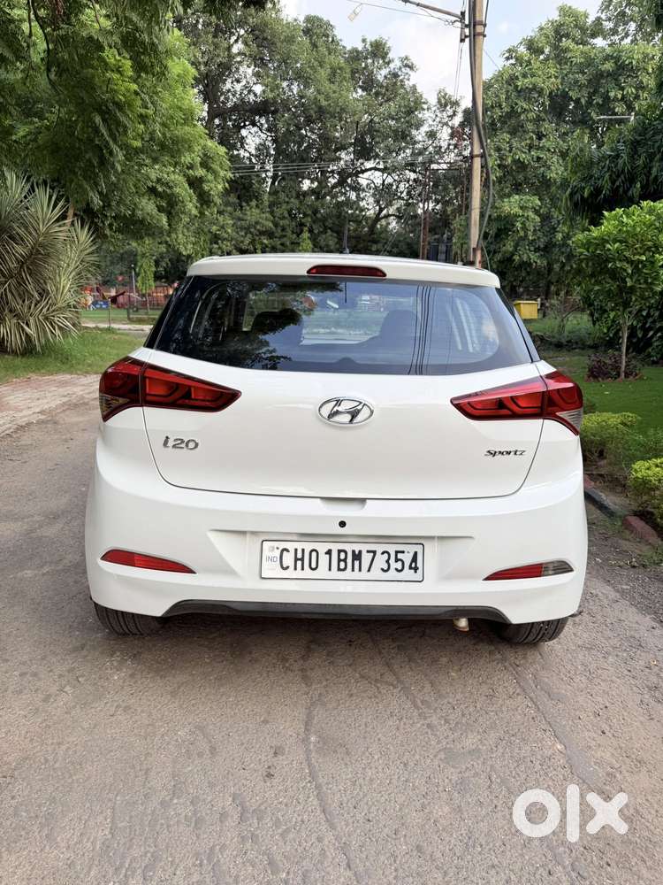 Hyundai I20 Sportz 1.2 Bs-iv, 2017, Petrol