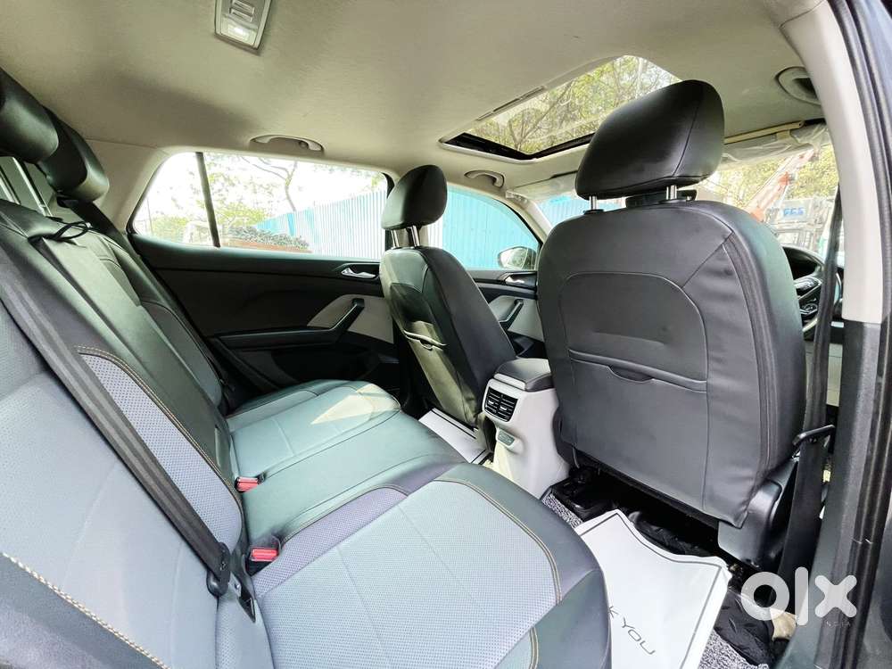 Skoda Kushaq 1.0 Tsi Style At (6 Airbags), 2023, Petrol