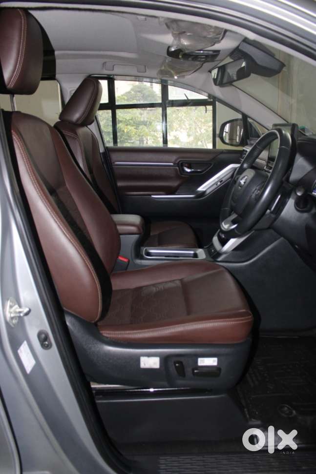 Toyota Innova Hycross 2.0 Zx (o) Hybrid 7 Str, 2024, Petrol