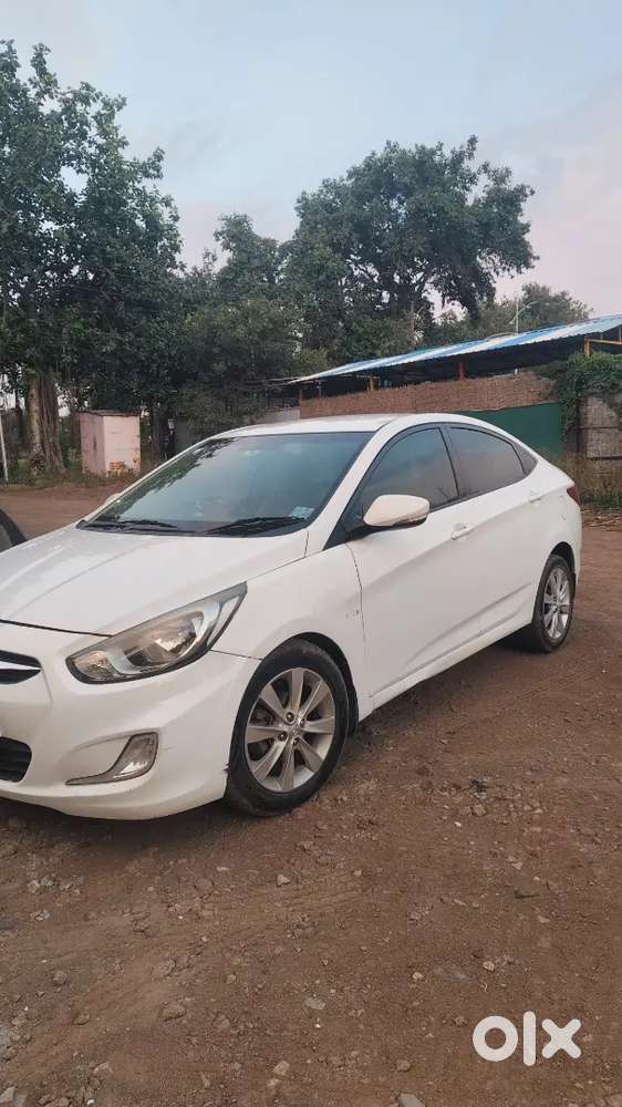 Hyundai Verna 2011 Diesel 150000 Km Driven