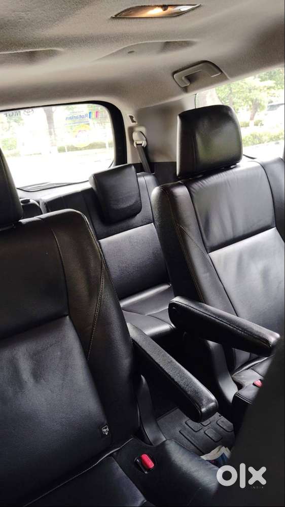 Toyota Innova Crysta; 2.4zx Mt; 2017; Diesel; Well Maintained