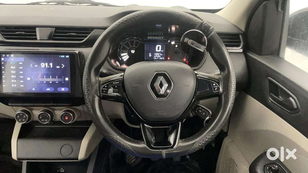 Renault Triber Rxt, 2022, Petrol