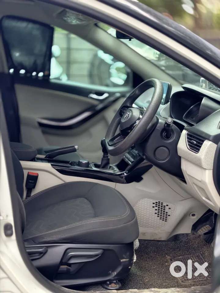 Tata Nexon 1.2 Revotron Xz Plus, 2020, Petrol