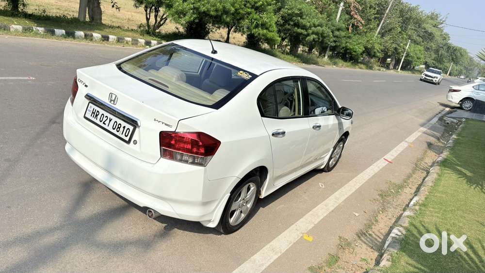 Honda City V Inspire, 2011, Petrol