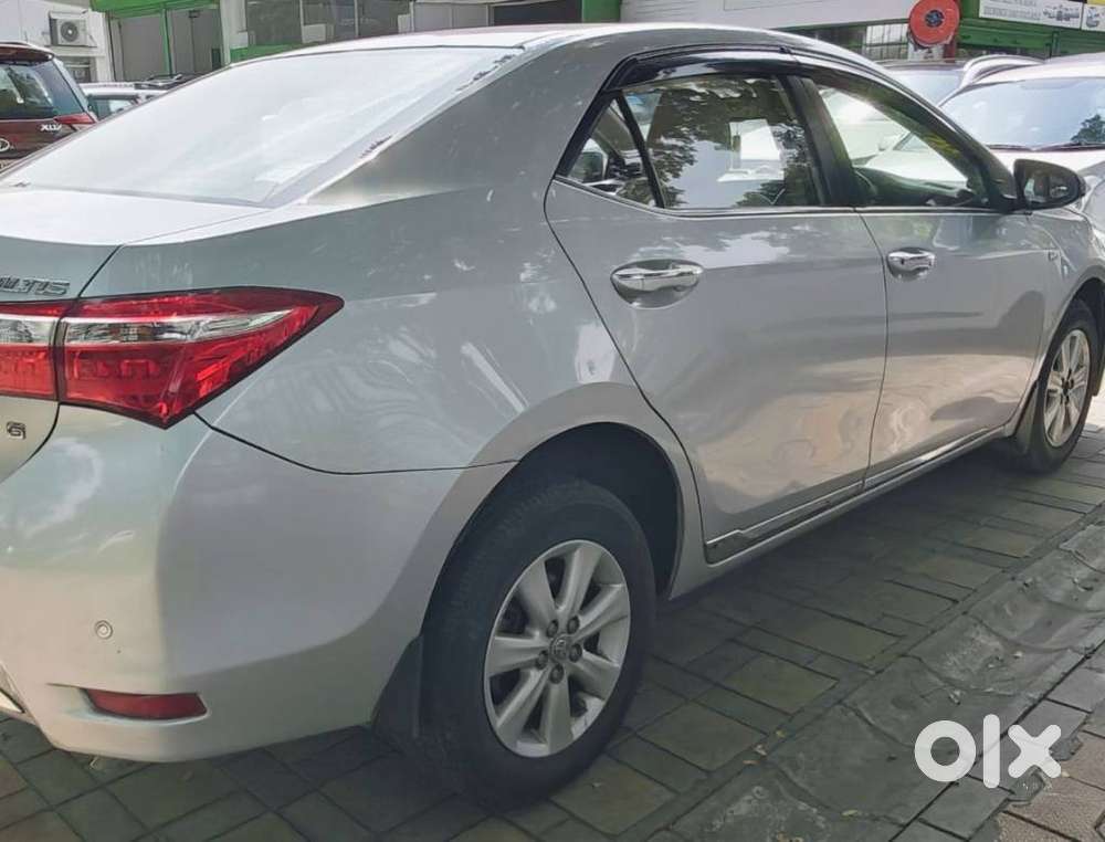Toyota Corolla Altis Petrol Le, 2015, Petrol
