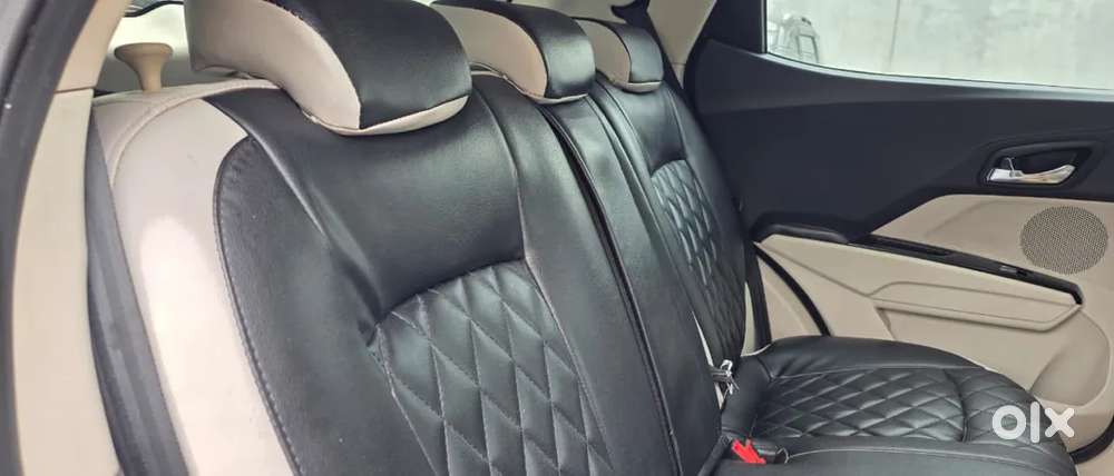 Mahindra Xuv300 W8 Option Diesel, 2023, Diesel