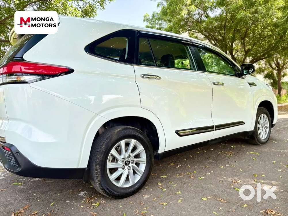 Toyota Innova Hycross 2.0 Gx 8 Str, 2024, Petrol