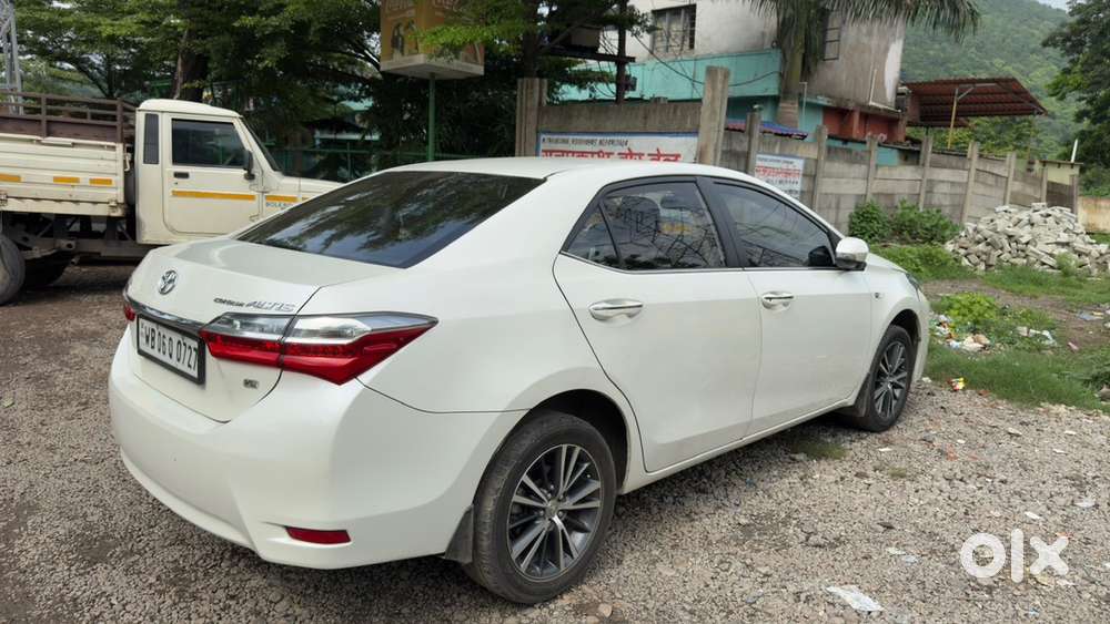 Toyota Corolla Altis Petrol 2018