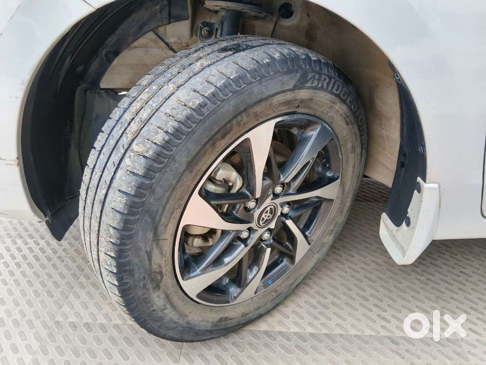 Toyota Rumion V Mt, 2024, Petrol
