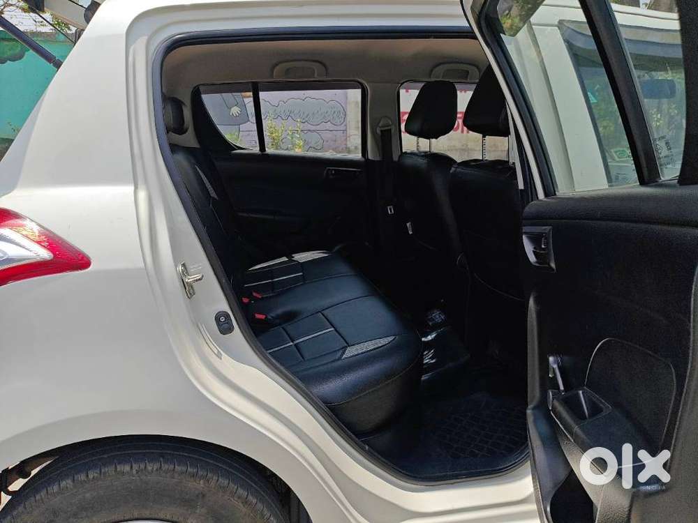 Maruti Suzuki Swift Lxi Optional-o, 2016, Petrol