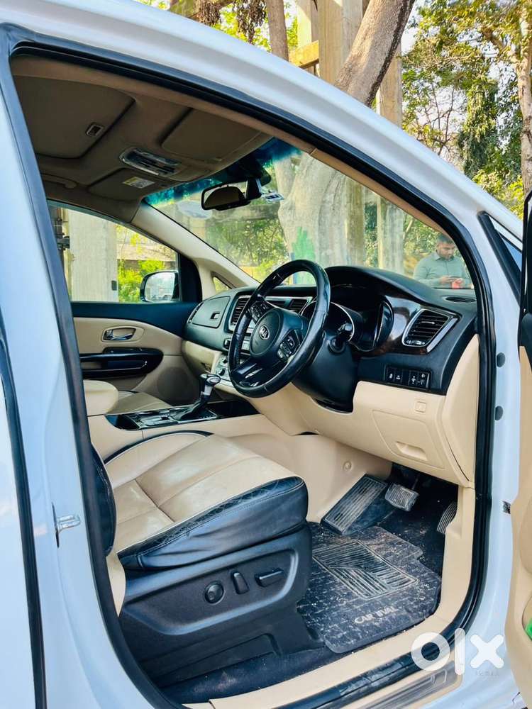 Kia Carnival Limousine, 2021, Diesel