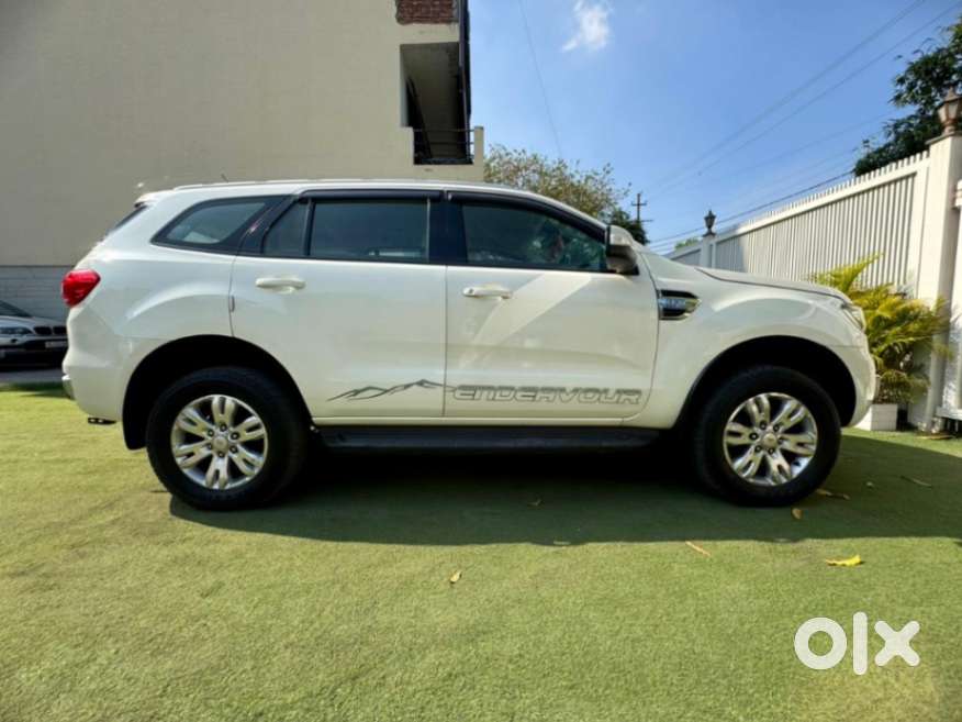 Ford Endeavour 2.2 Trend At 4x2, 2017, Diesel