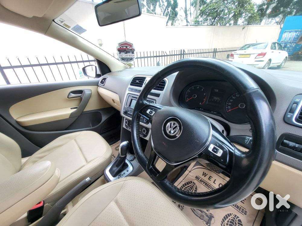 Volkswagen Vento 1.6 Highline Plus 16 Alloy, 2016, Petrol