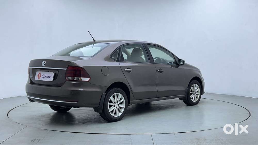 Volkswagen Vento 1.6 Highline, 2016, Petrol
