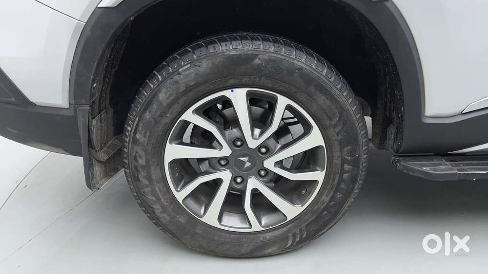 Mahindra Scorpio N Z8 Petrol At 7 Str, 2023, Petrol