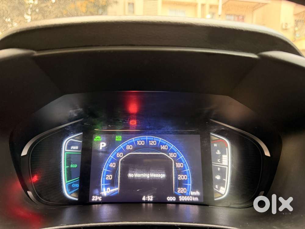 Maruti Suzuki Grand Vitara 1.5 Alpha Plus Intelligent Hybrid Ecvt, 2..