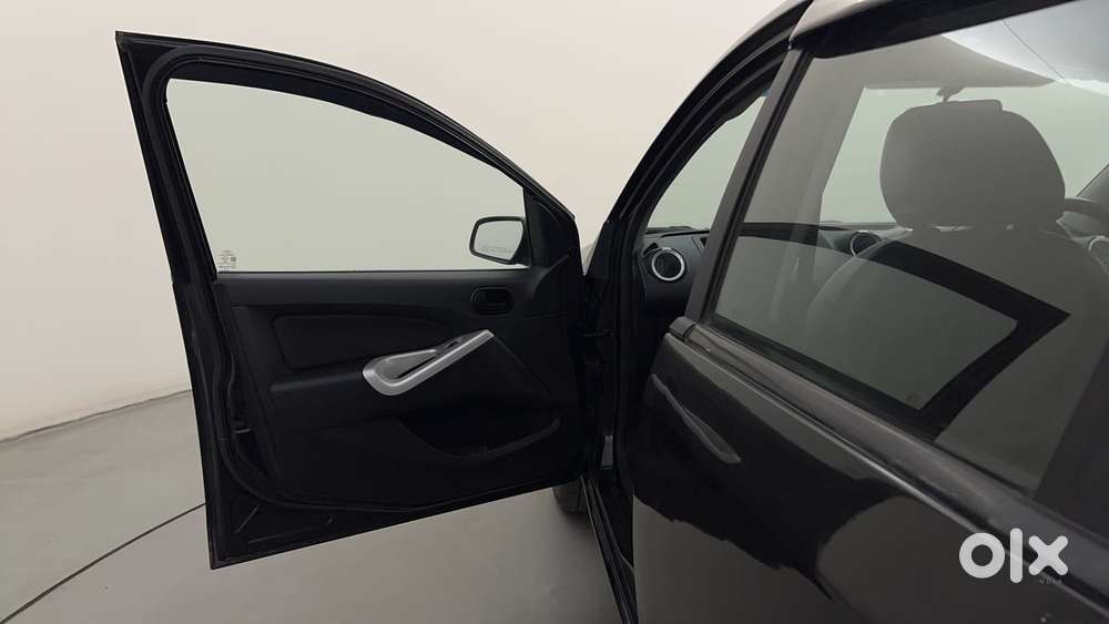 Ford Figo 1.2 Duratec Petrol Zxi, 2011, Petrol