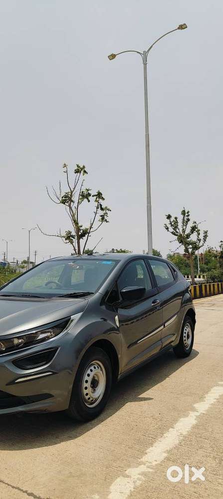 Tata Altroz Xe Petrol, 2022, Petrol