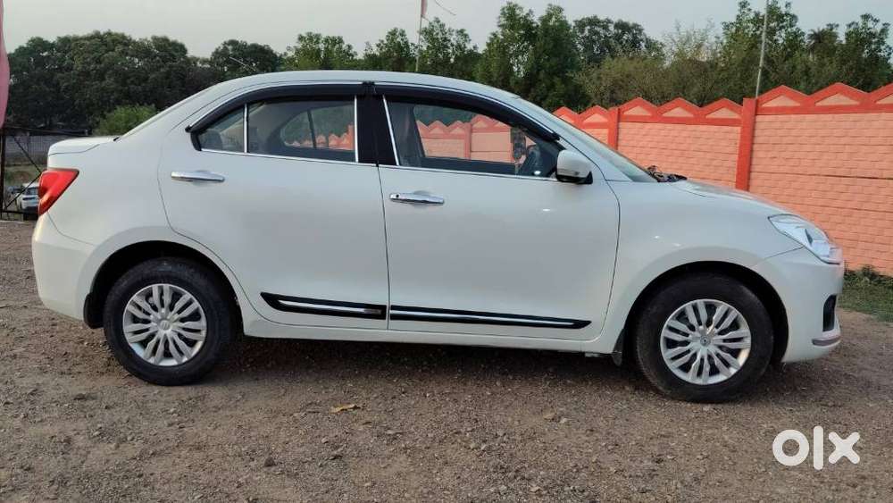 Maruti Suzuki Dzire 1.2 Vxi Amt, 2018, Petrol