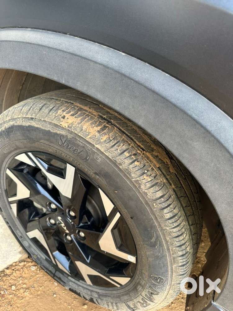 Kia Sonet 2023 Petrol Automatic