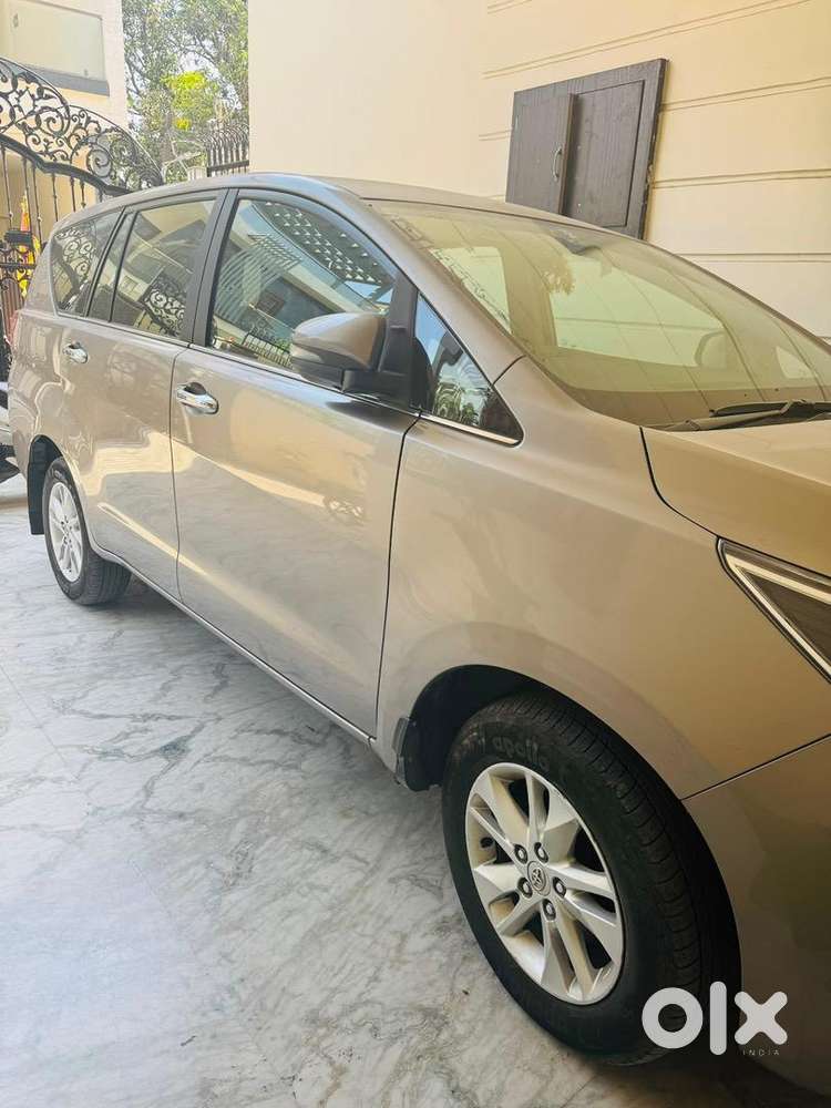 Toyota Innova Crysta 2021 32000 Km Driven