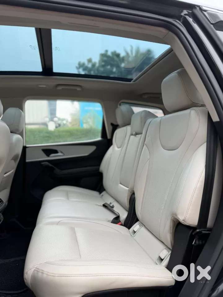 Mahindra Xuv700 2.2 Ax 7 Diesel Mt Str, 2024, Diesel