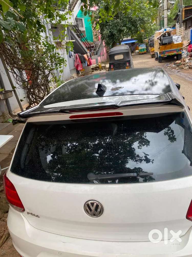 Volkswagen Polo Comfortline Petrol 2015