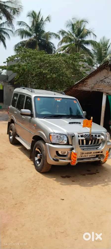 Mahindra Scorpio Classic 2011