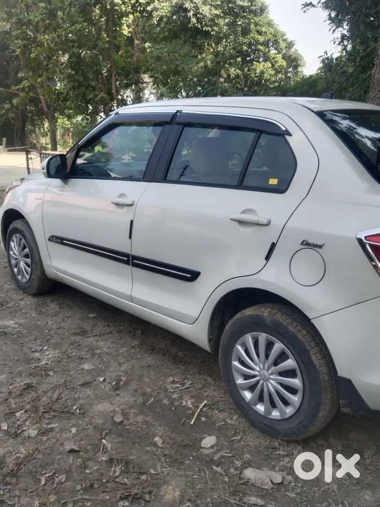 Maruti Suzuki Swift Dzire 2015 Diesel 79000 Km Driven