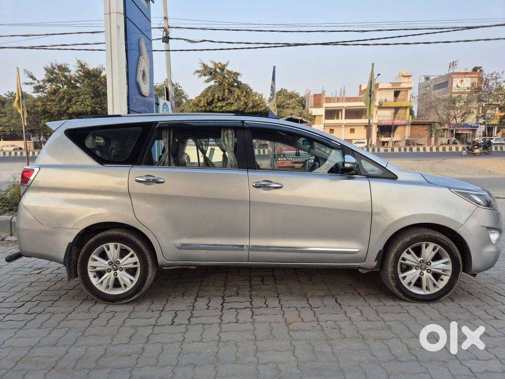 Toyota Innova Crysta 2.4 Z 7 Str, 2016, Diesel