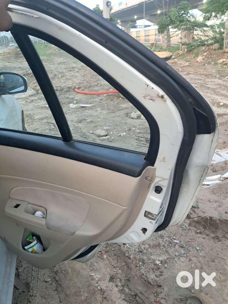 Maruti Suzuki Dzire Petrol 2013