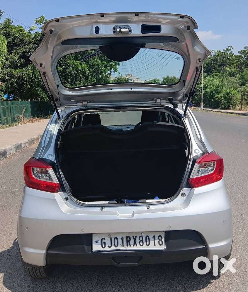 Tata Tiago Xz, 2017, Petrol