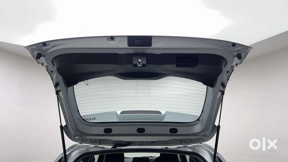 Maruti Suzuki Fronx Delta Plus 1.2l Mt, 2023, Petrol