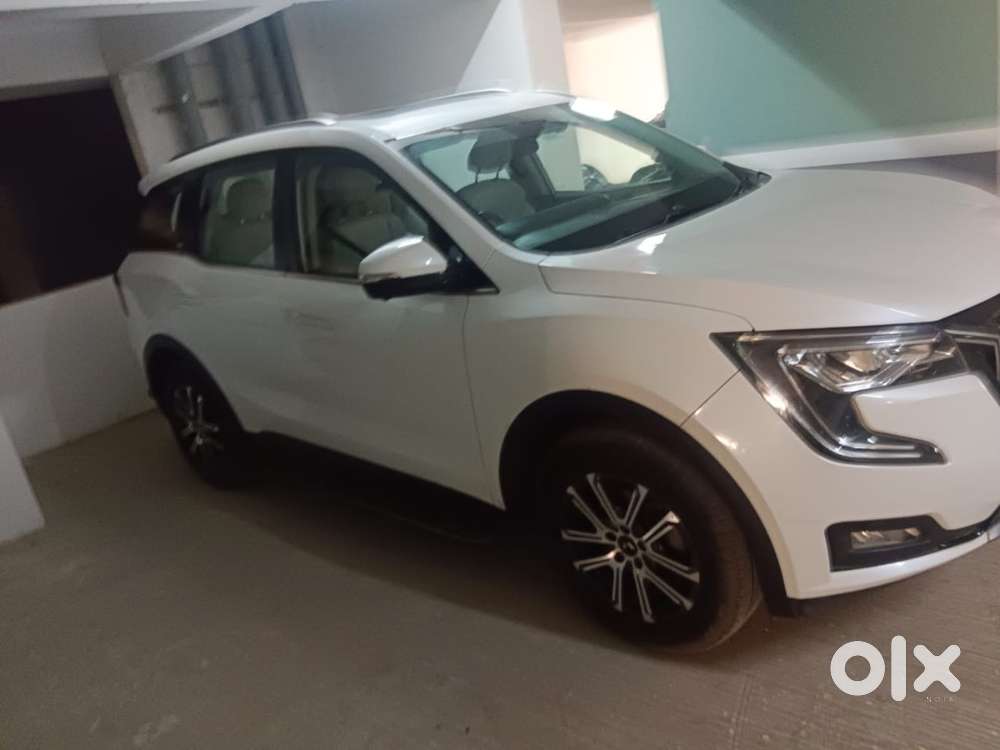 Xuv 700 Top Model Well Maintained