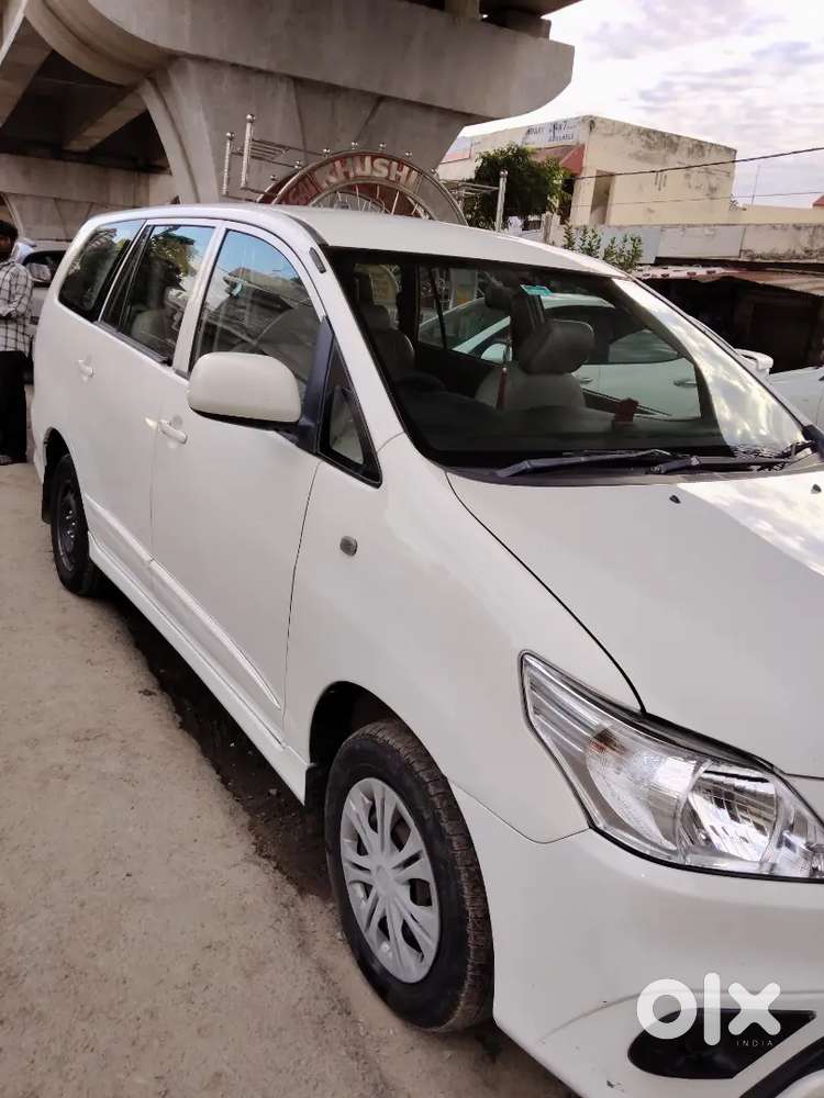 Toyota Innova G4 2015 Petrol