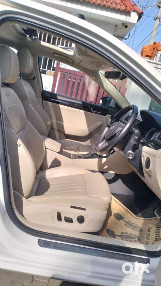 Skoda Superb L&k 1.8 Tsi At, 2019, Petrol