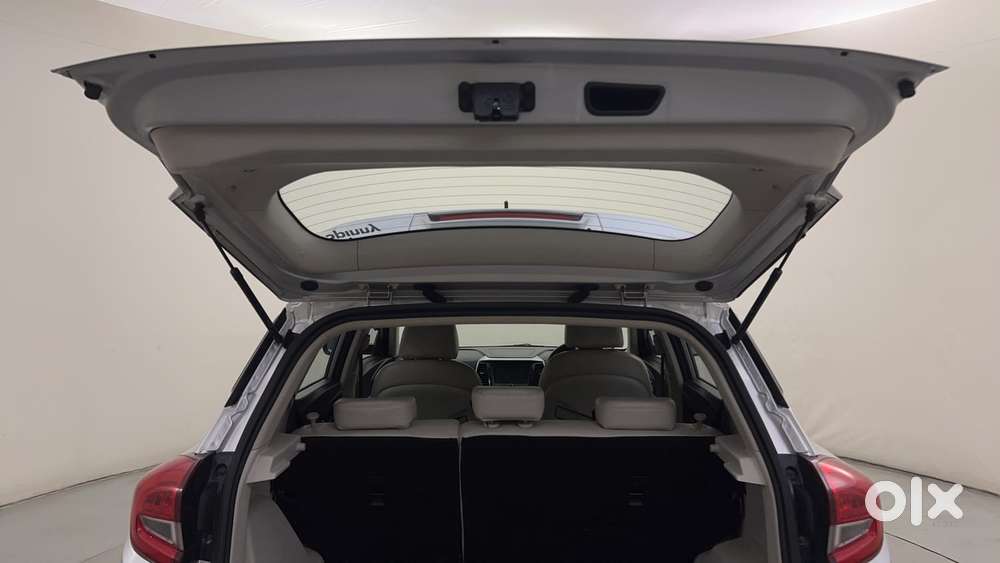 Mahindra Xuv300 W8 Option, 2022, Petrol