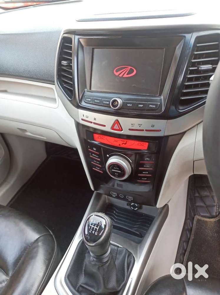 Mahindra Xuv300 W8 Option Diesel, 2022, Diesel