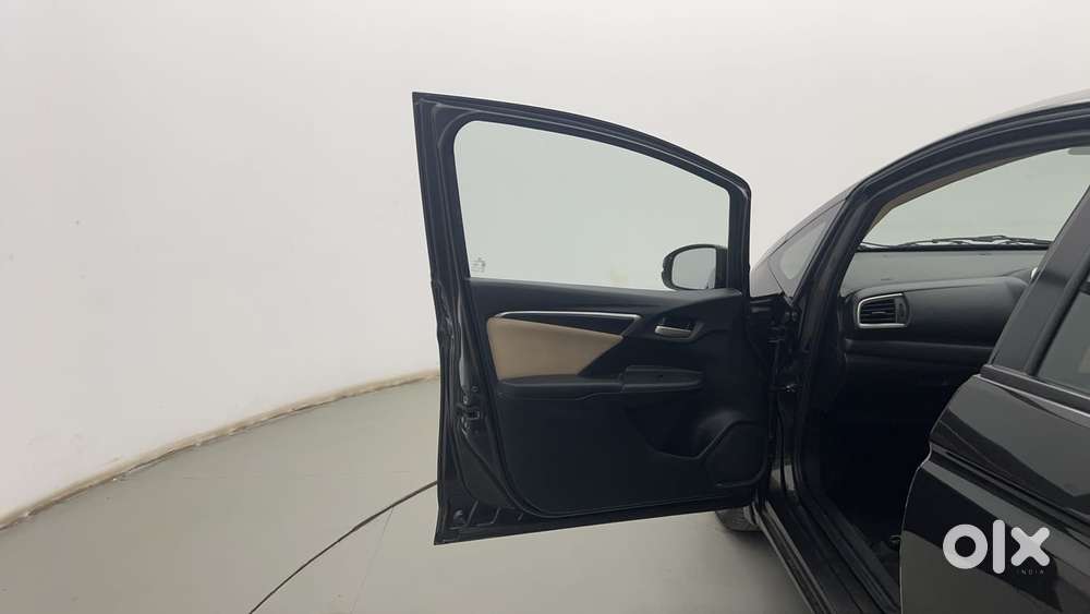 Honda Jazz [2020-2023] 1.2 Vx I-vtec Mt, 2019, Petrol