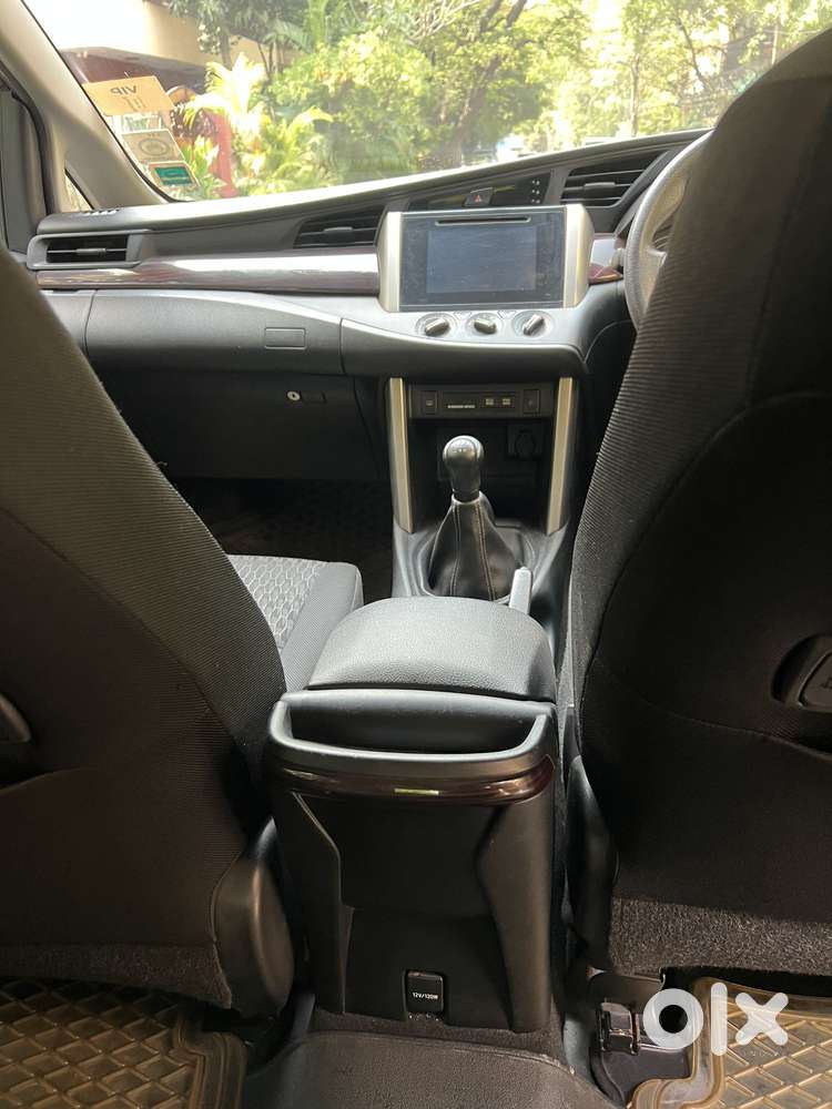 Toyota Innova Crysta 2.4 G Mt, 2019, Diesel