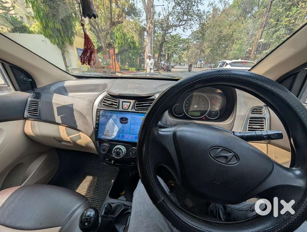 Hyundai Petrol Manual 2016