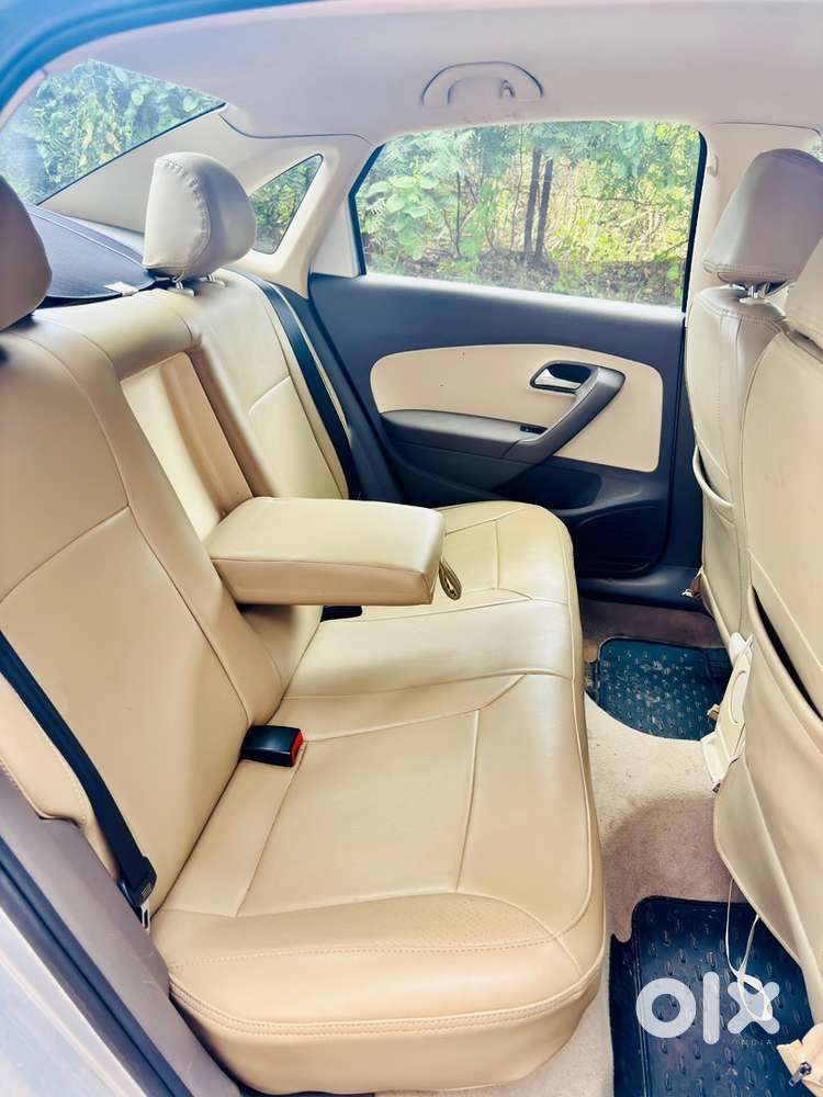 Volkswagen Vento 2011 Automatic