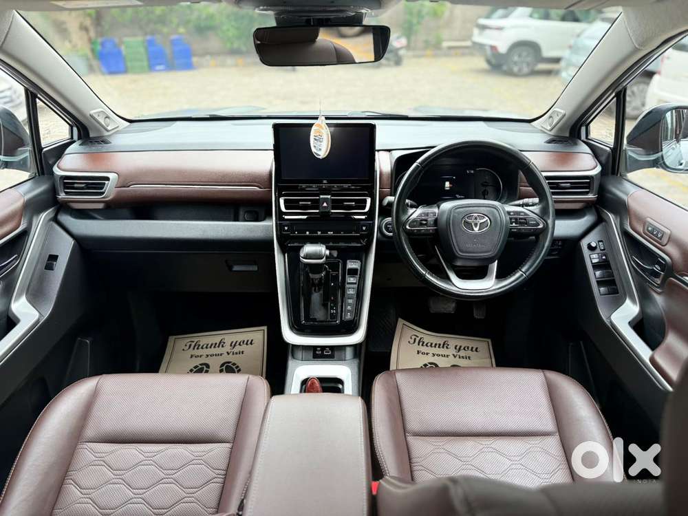 Toyota Innova Hycross 2.0 Vx (o) Hybrid 7 Str, 2024, Petrol